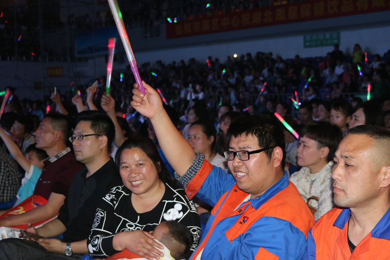 4000人同聚大型盛典，湖北奧星保健飲品有限公司二十周年慶典圓滿落幕！